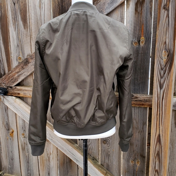 CI SONO Green Detailed BomberJacket - Size M (EUC) - Picture 5 of 11